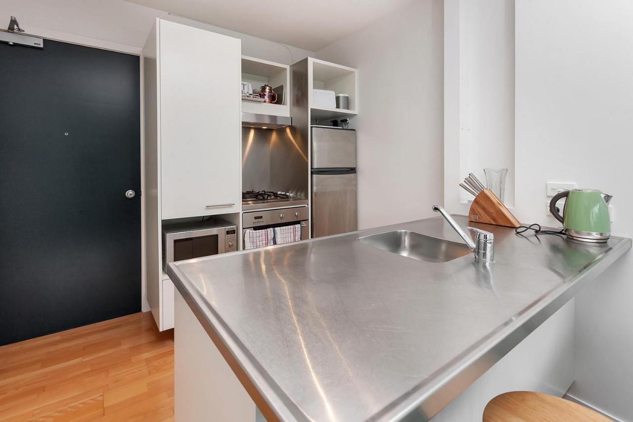 Qv Cosy In The Viaduct Apartment Auckland Bagian luar foto